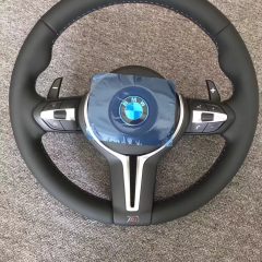 Nâng cấp vô lăng cho BMW M3 - Ảnh nhỏ 1